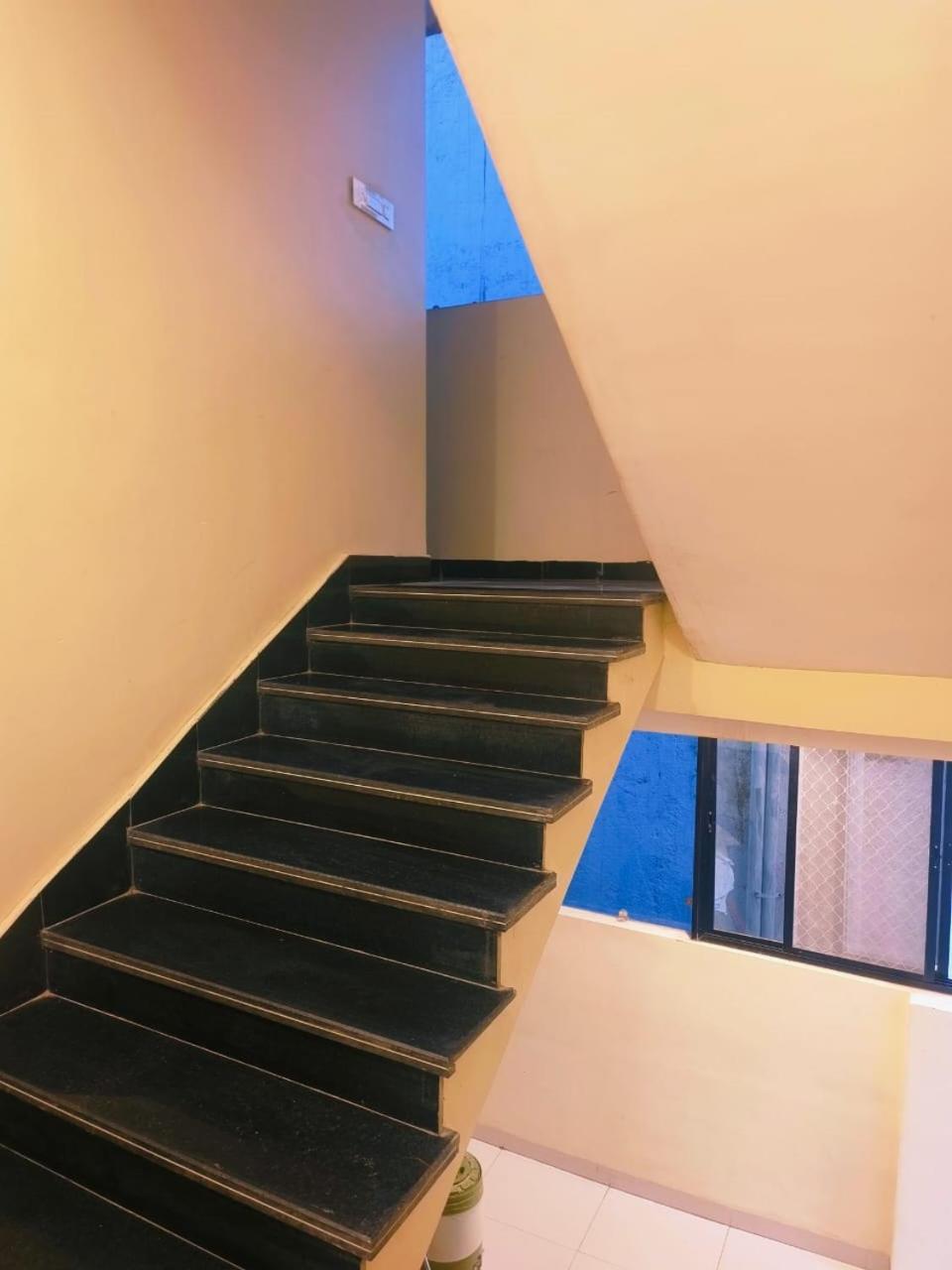 Hotel Dev Kripa Ujjain Zewnętrze zdjęcie